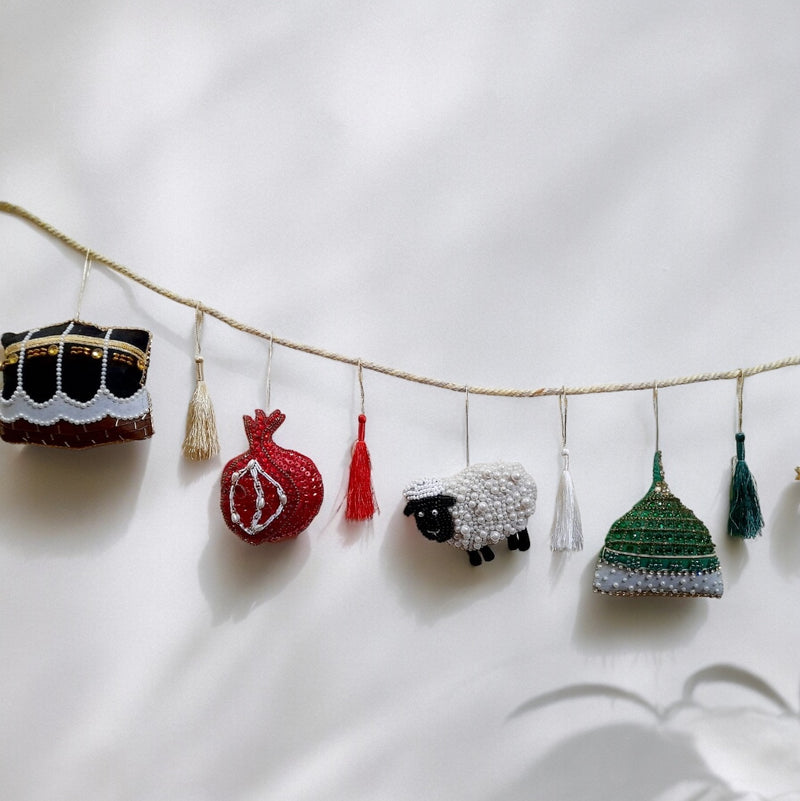 “Rituals” Embellished garland
